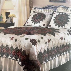 NWT! Quilted Floral Patchwork Bedspread Set in Cream, Green & Burgundy - Brand: